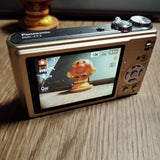 Panasonic Digital Camera Lumix Gold DMC-ZX3 New battery