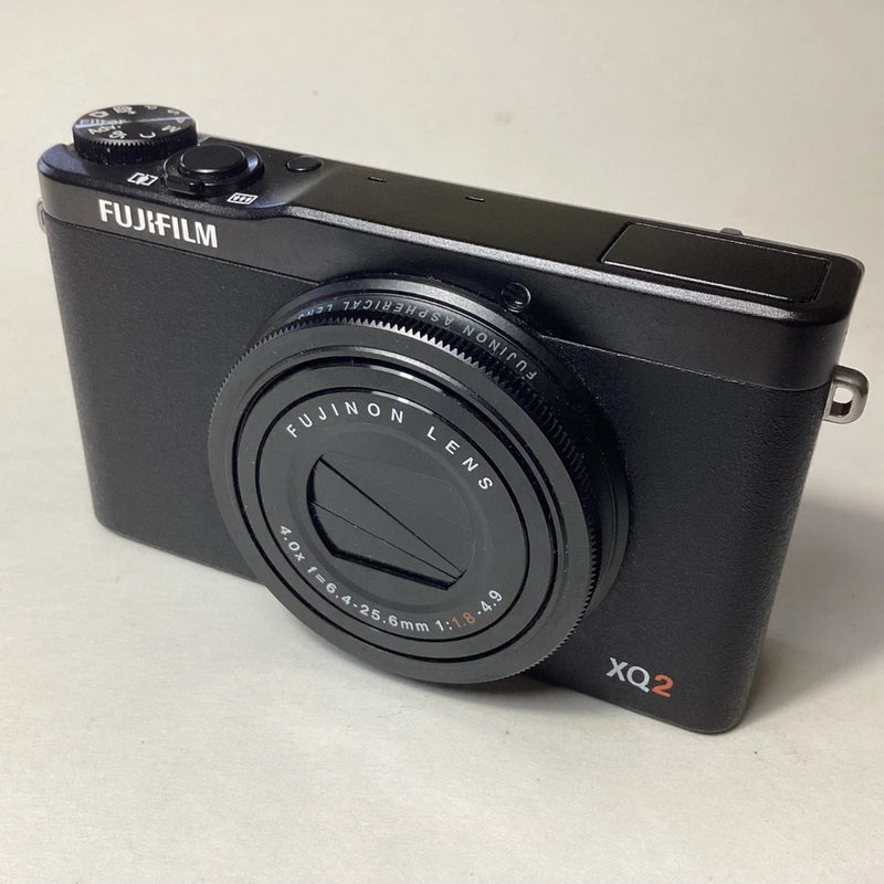 Fujifilm XQ2 Black Compact Digital Camera, Boxed & Accessories MINT UK Seller