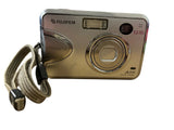 Fujifilm Finepix A370 Digital Camera 5.2 MP Silver Tested (17)