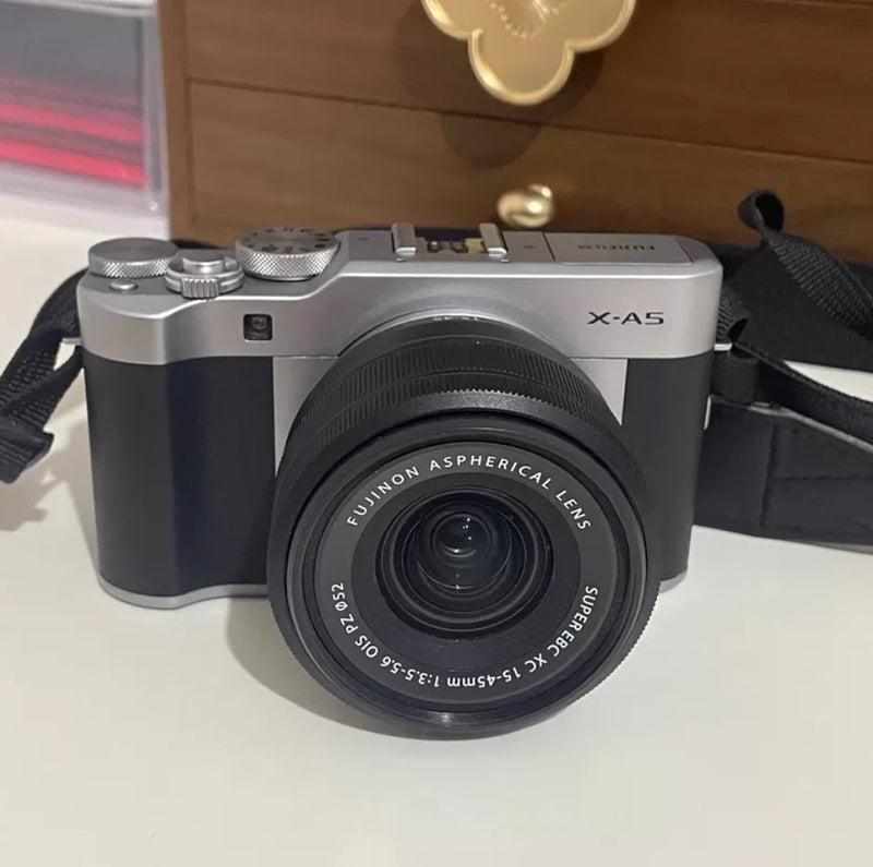 Fujifilm Fuji X-A5 Silver + XC 15-45mm Lens Kit 24MP 4K WiFi Compact OIS Great