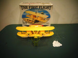 THE FIRST FLIGHT AT KITTY HAWK PLASTIC MODEL TOY BATTERY OPERATED REALLY FLIES Battery