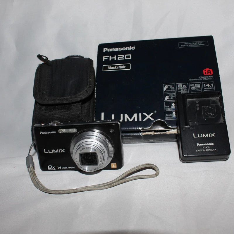 READ NO BATTERY COVER Panasonic LUMIX DMCFH20 14.1MP Digital Camera Black Tested