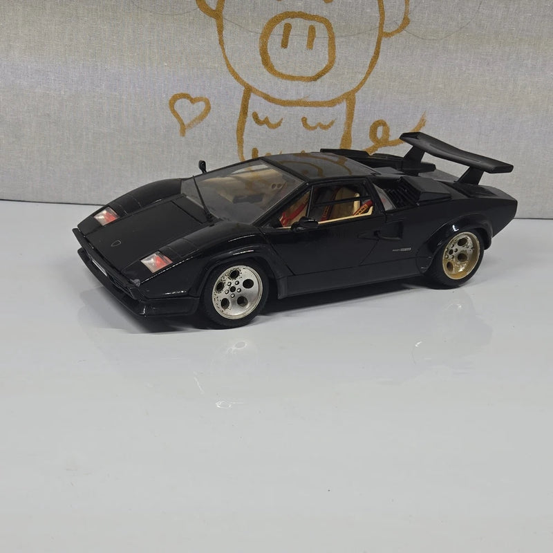 Bburago Lamborghini Countach Diecast Model Car 1:18 Black