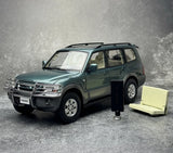 YC MODEL 1/18 Scale Mitsubishi PAJERO V73 Green Diecast Car Toy Gift