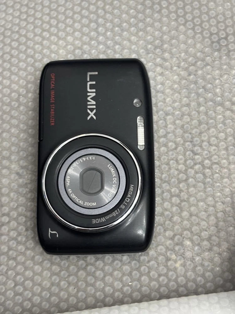 Panasonic Lumix DMC-S2 Digital Camera 4x Optical Power