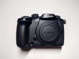 Panasonic Lumix DC-GH5 + 3 batteries + charger -NOT WORKING- FOR PARTS/REPAIR