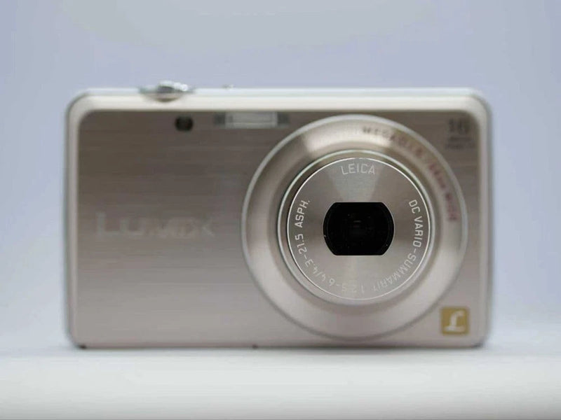 LUMIX DMC FH8 Compact Digital Camera 10 Megapixels Tested Excellent