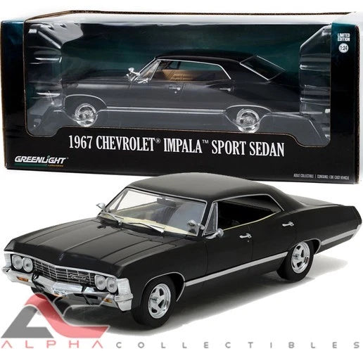 GREENLIGHT 84035 1:24 1967 CHEVROLET IMPALA SEADAN (TUXEDO BLACK)