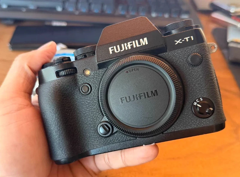 Fujifilm Fuji X-T1 XT1 Mirrorless Digital Cam(Body Only) English-95%new