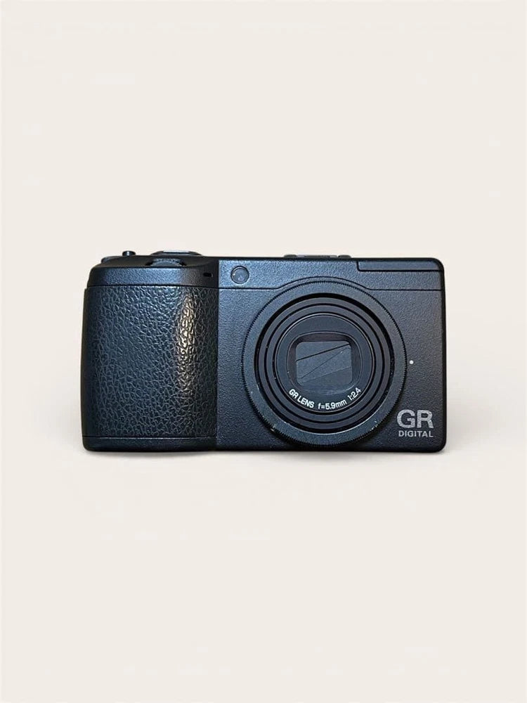 RICOH GR DIGITAL II Compact Digital Camera with Accessories Tested Condition
