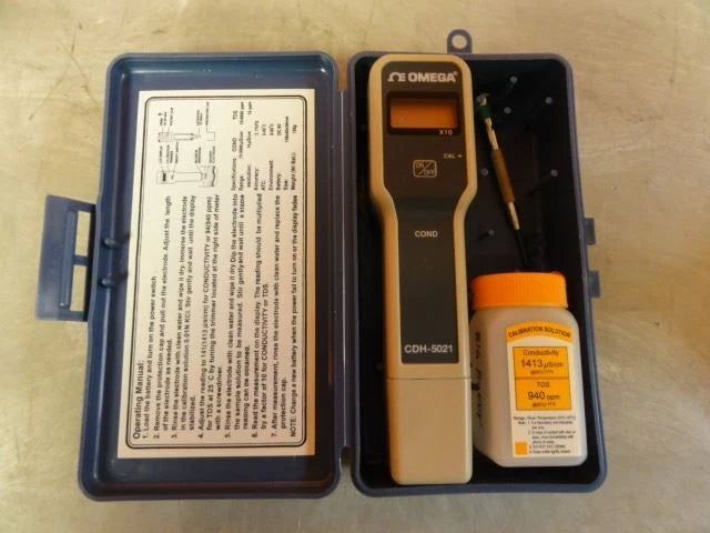 Omega Model CDH5021 Ph Tester w/ Case, Needs Battery Battery