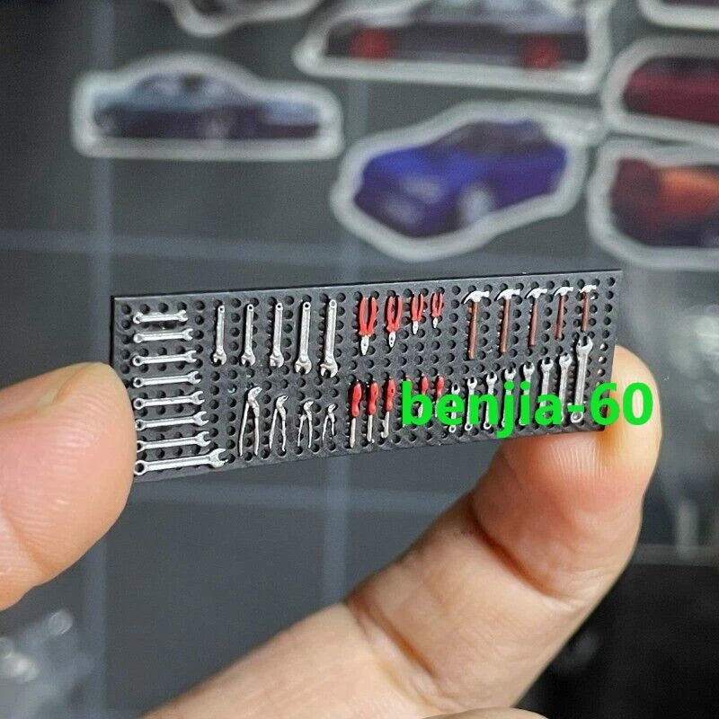 1/64 Wall Mounted Repair Tools Model Garage Scene Props Model Accessory Diorama