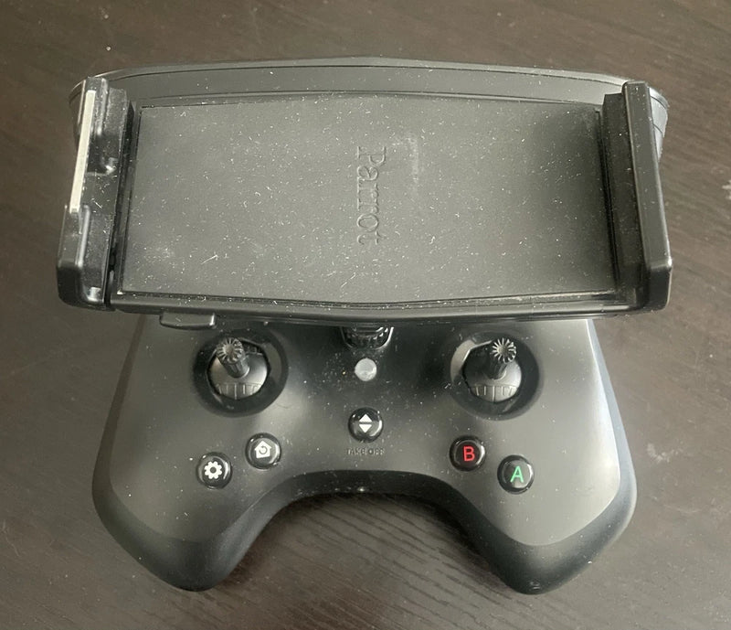 Parrot Skycontroller 2 extended remote controller with built-in touchscreen and buttons
