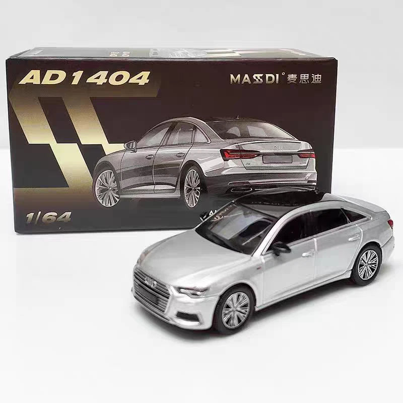Masdi 1:64 silver alloy car model collectible ornament