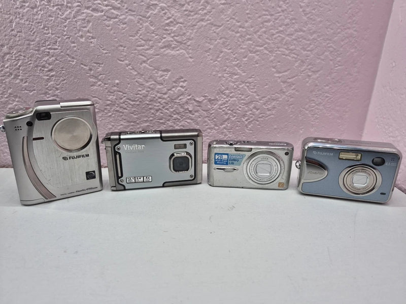 Lot of 4 Random Digital Cameras For Parts/Fix.