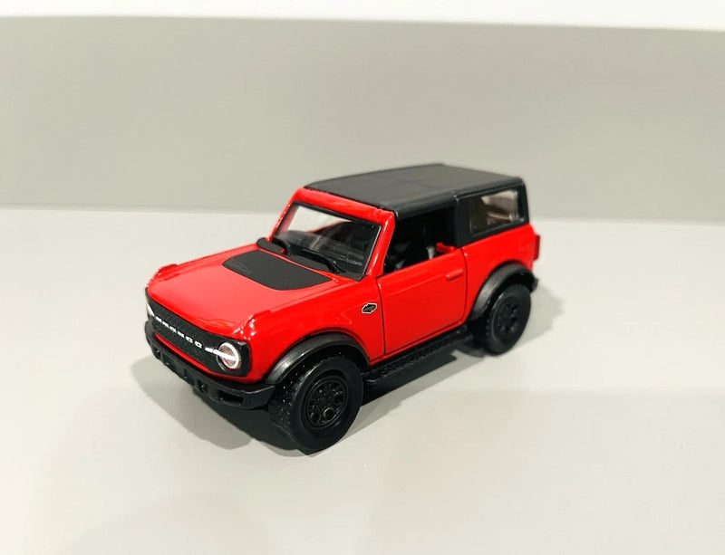 FORD BRONCO WILDTRAK 2-DOOR 4x4 SUV 1/40 DIECAST RED CAR HTF MODEL BY MAISTO