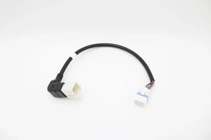 Adaptive spraying cable with black connector and multi-color wire end