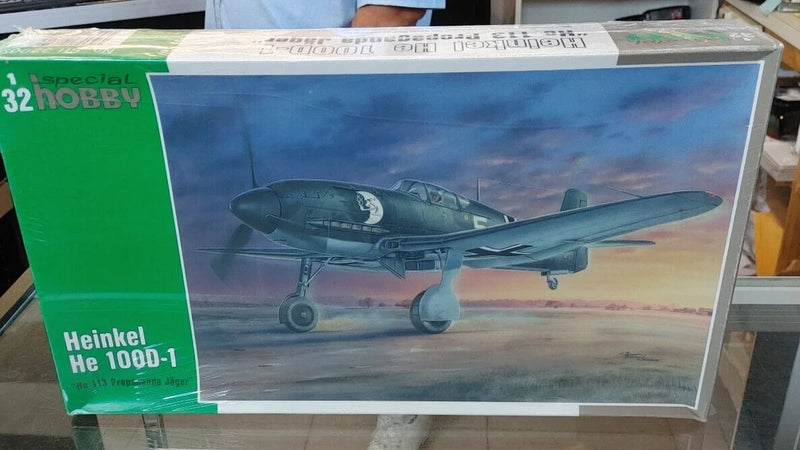 Sealed 1/32 Heinkel He 100D-1 model kit box with aircraft artwork