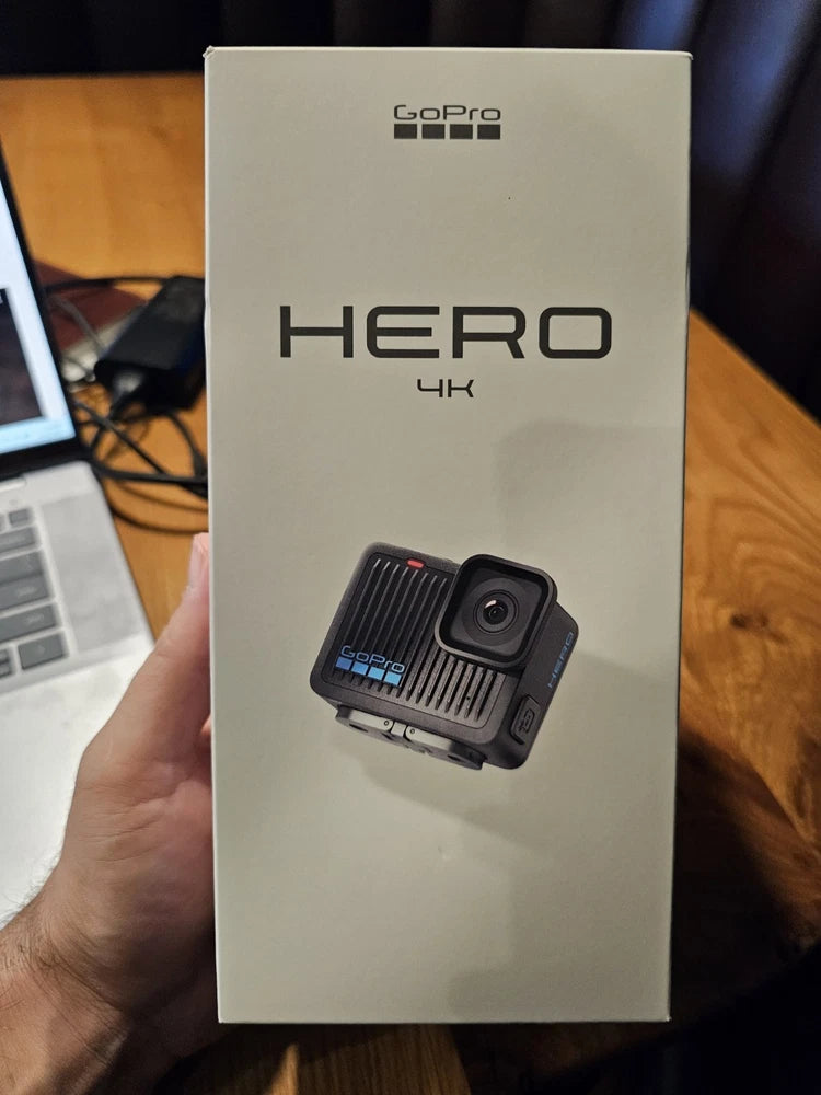 Bundle GoPro Hero 4K - Compact Waterproof Action Camera AND TRAVEL KIT