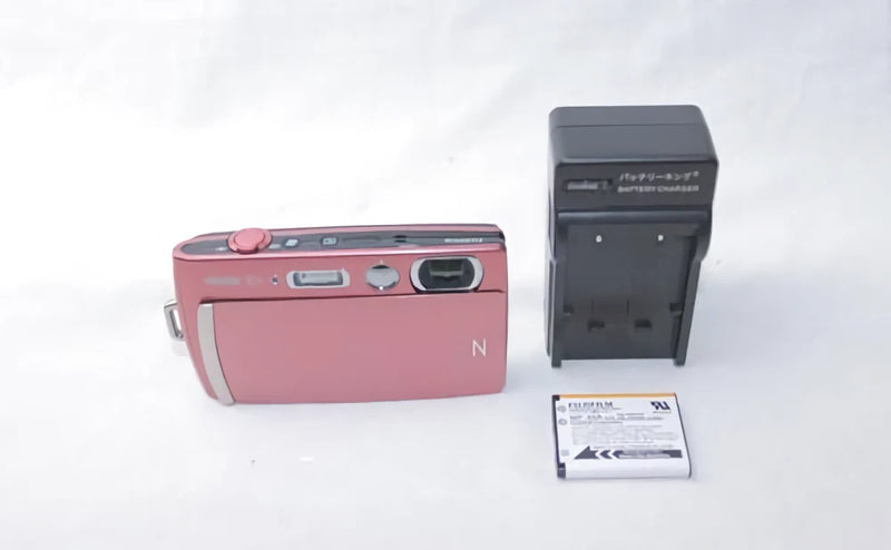 FUJIFILM FinePix Z1100EXR Pink 16.0MP Compact Digital Camera Used From Japan