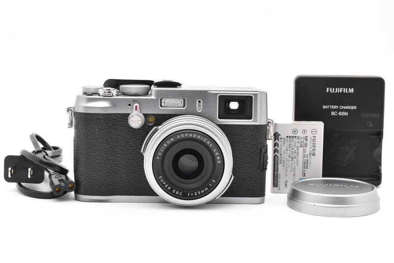 Fujifilm X100 Siler with Charger #660