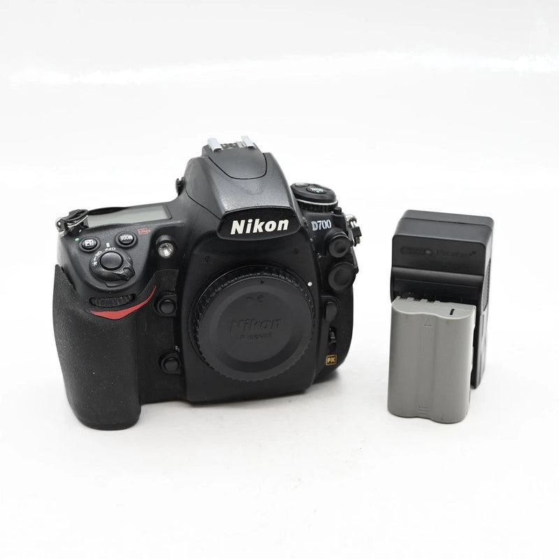 Nikon D700 12.1MP Digital SLR Camera Body #891