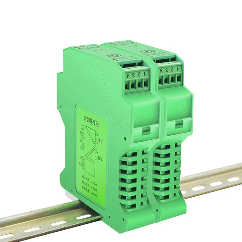 Green DIN-rail DC signal isolation transmitter with terminal blocks