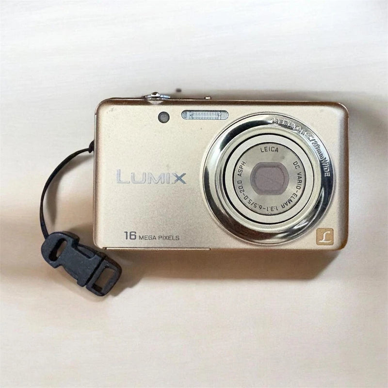 Working Panasonic LUMIX DMC-FH7