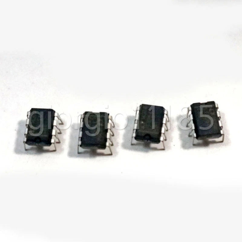 2pc LT1054CN8 DIP-8 Switched-Capacitor Voltage Converter With Regulator