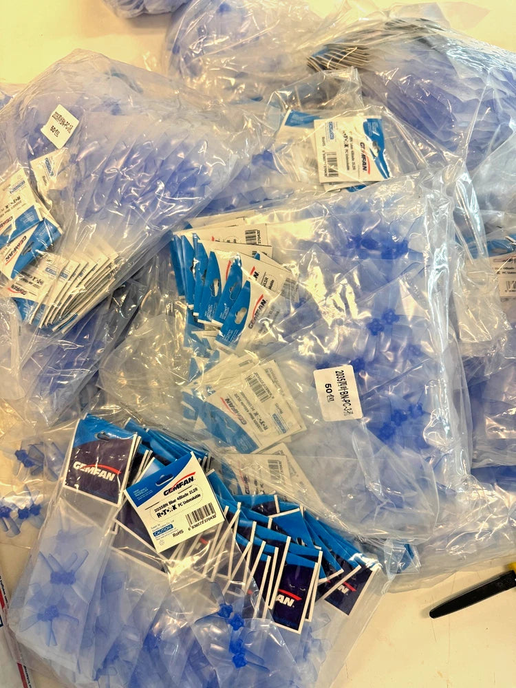 LOT 300x 2x Center 2035BN 4 Blade Propellers Blue 2L2R Drone Unbreakable GEMFAN