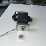FUJIFILM FINEPIX A800 SILVER DIGITAL CAMERA 8.3MP 3X OPTICAL & CASE - WORKS