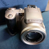 Fujifilm FinePix 4900Z 2.4MP Digital Camera w/6x Optical Zoom *Vintage