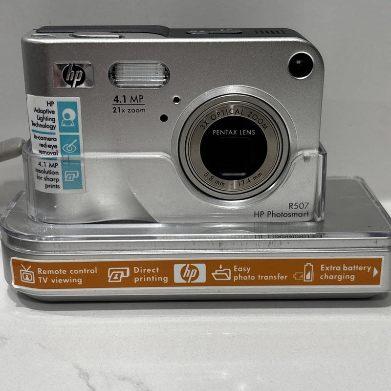 HP Photosmart Digital Camera R507 With Charging Dock Not Charging/Working