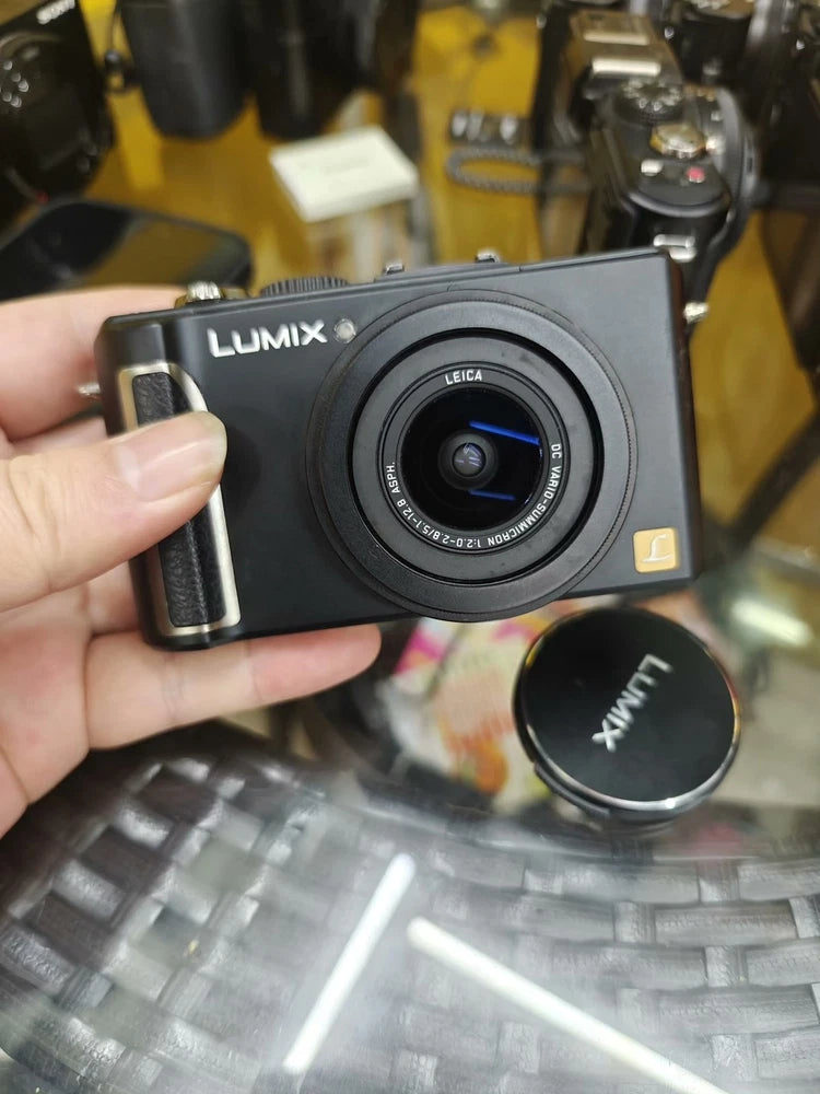 Panasonic LX3 | Leica Optics | HD Video | Compact English Tested All Good