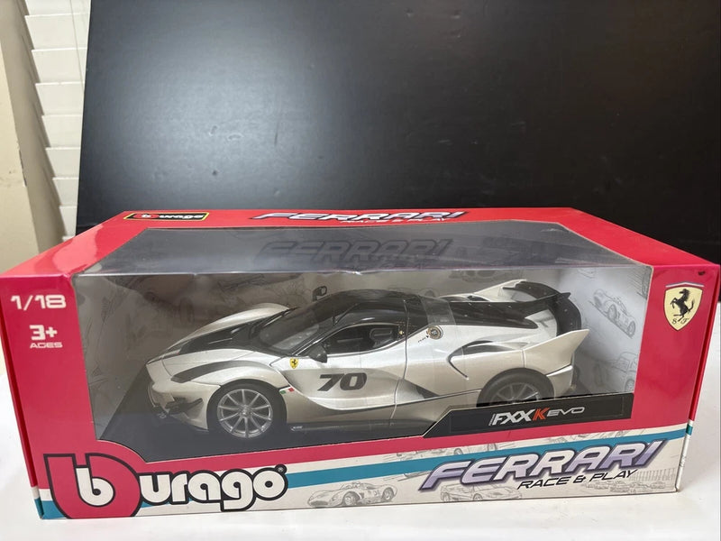 BBURAGO 1:18 18-16012 FERRARI FXX K EVO #70 1/18 DIECAST MODEL CAR WHITE Burago