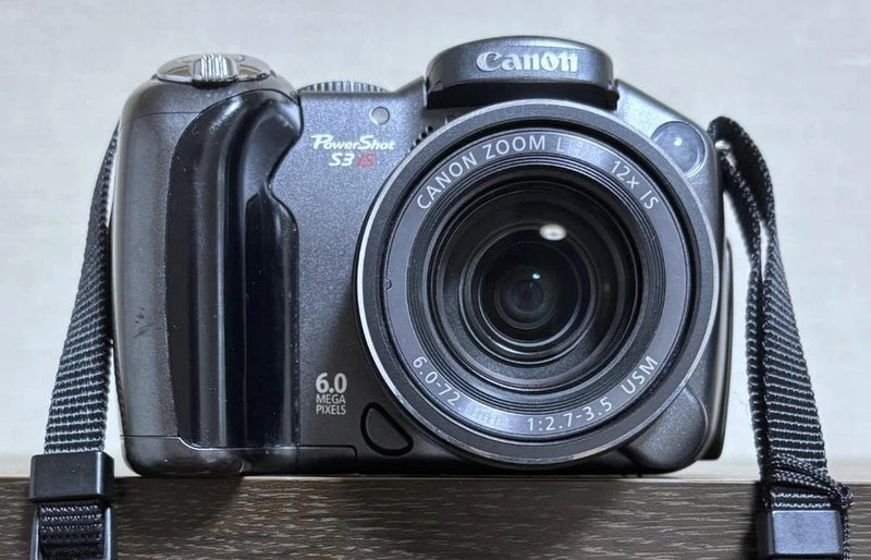 Canon Powershot S3 IS Camera Bundle with Accessories 12x Zoom Tested