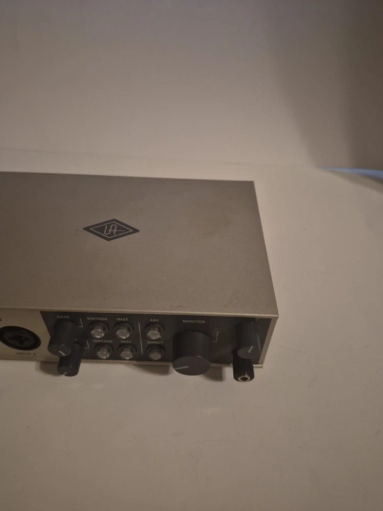 Universal Audio Volt 2  2-in/2-out USB 2.0 Audio Interface
