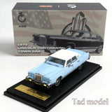Sunstar 1:64 Light Blue 1979 Continental Town Model Diecast Display Car