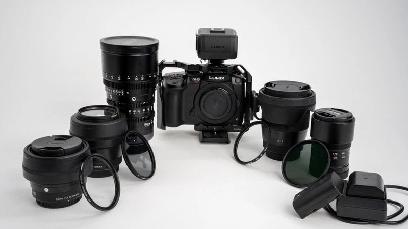 Panasonic LUMIX GH5s Camera Bundle