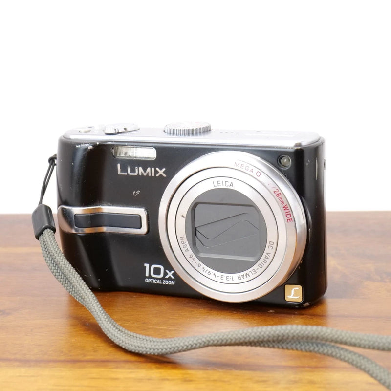 Panasonic Lumix DMC-TZ3 7.2MP Digital Camera FOR PARTS Bad Sensor