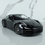 Porsche 911 (992) Carrera 4S Welly 1:24 Diecast Model Car - Brand New - Black