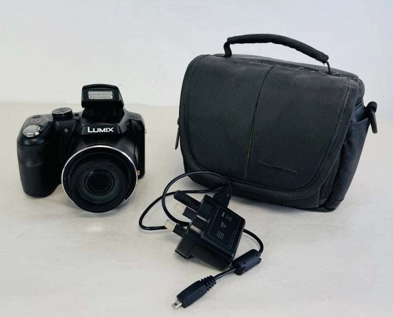 Panasonic LUMIX DMC-LZ40 20.0MP Digital Camera & Case ¨C Working