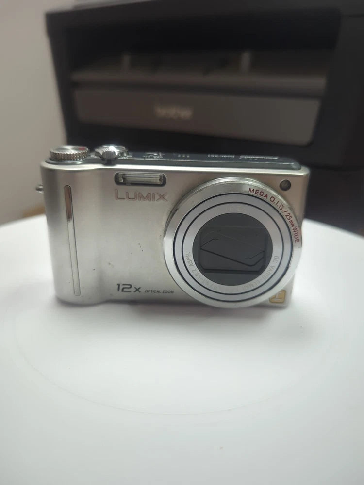 Panasonic LUMIX DMC-ZS1 Camera Silver 12x Zoom