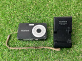 Fujifilm FinePix J15fd 8.2MP Digital Camera - Charger / Battery (A636)
