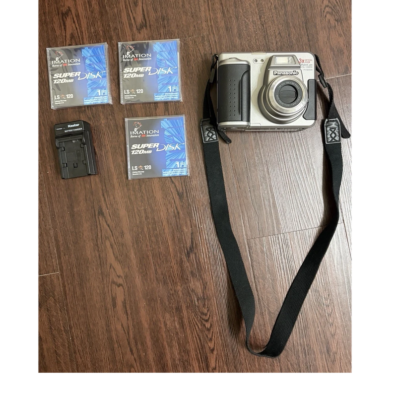 Panasonic PalmCam PV-SD4090 Compact Digital Camera 1.3MP 3x Zoom SuperDisk Flash
