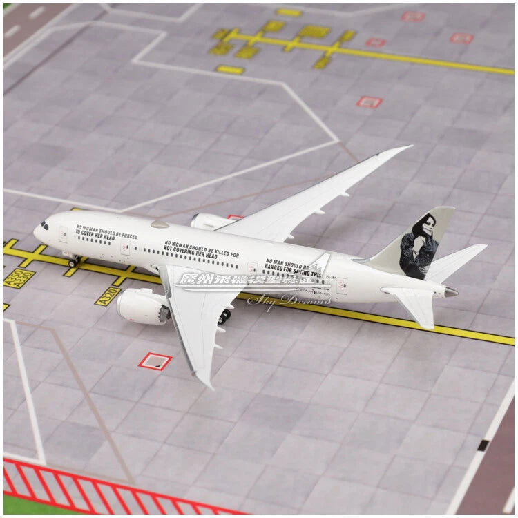 1:400 Phoenix Turkmenistan BOEING 777-300ER Aeroplane Diecast Aircraft Model