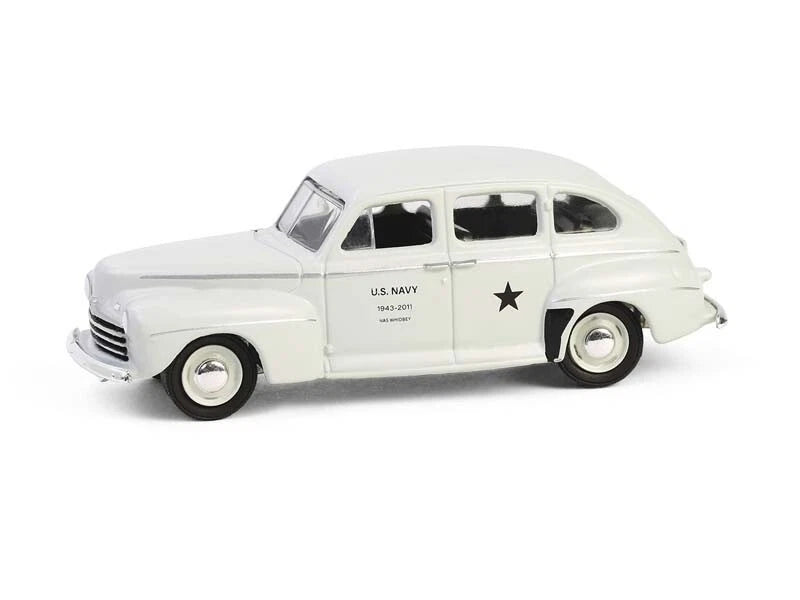 1946 Ford Fordor Super Deluxe Diecast 1:64 Scale Model - Greenlight 61050C