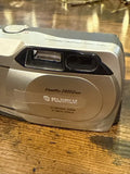 Fujifilm 2400 Zoom 2.1MP Digital Camera - Silver Tested and Working W/ Card Vtg