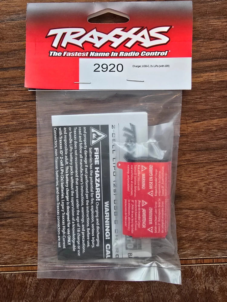 Traxxas USB-C 2s Lipo iD Battery Charger 2920 Battery