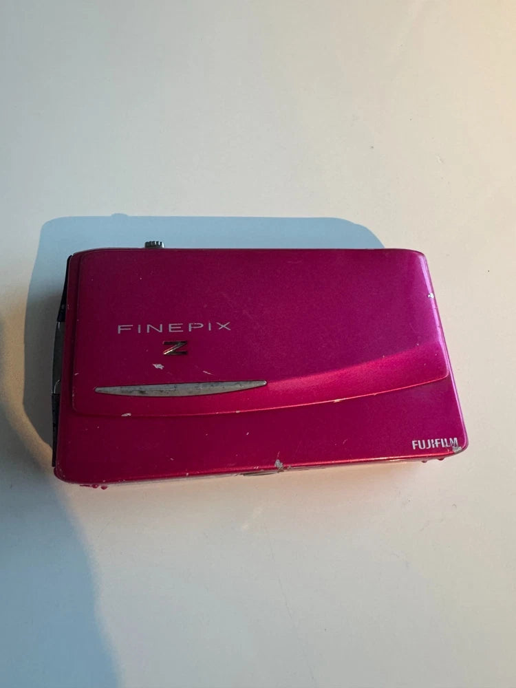 Fujifilm FinePix Z950EXR Pink 16.0MP Compact Digital Camera w/battry TESTED READ